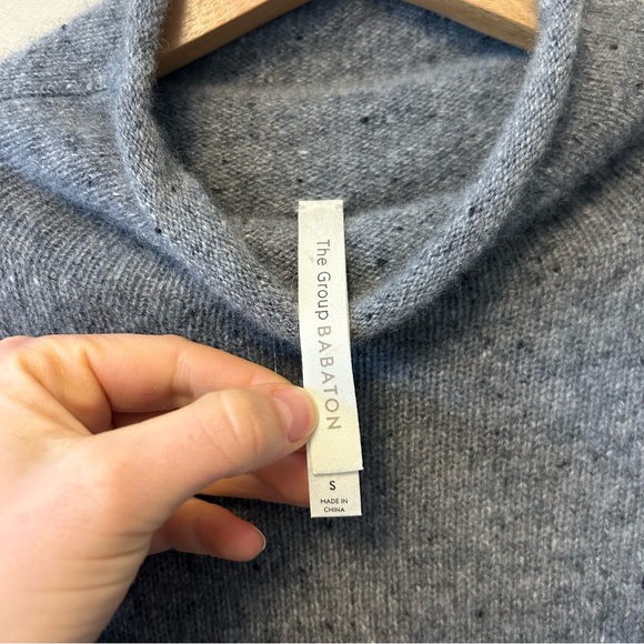 Aritzia Babaton Luxe Cashmere Format Turtleneck 100% Cashmere Sweater ShirtSmall - Picture 4 of 10